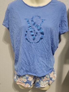 Blue Women's Logo Tee - Casual Short Sleeve Top